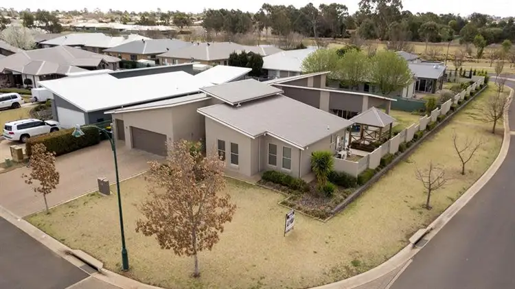 1 Cascade Ct, Dubbo NSW 2830