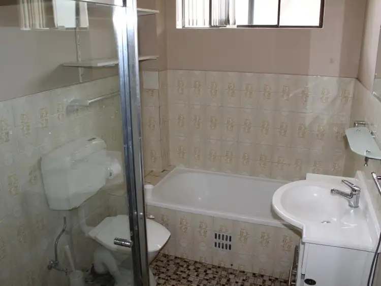 Sixth view of Homely unit listing, 9/22-26 Sir Joseph Banks St, Bankstown NSW 2200