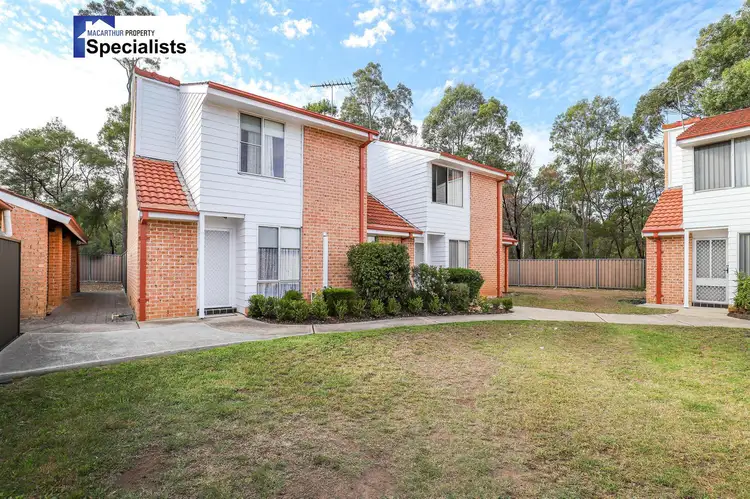 10/11 Mundarda Place, St Helens Park NSW 2560