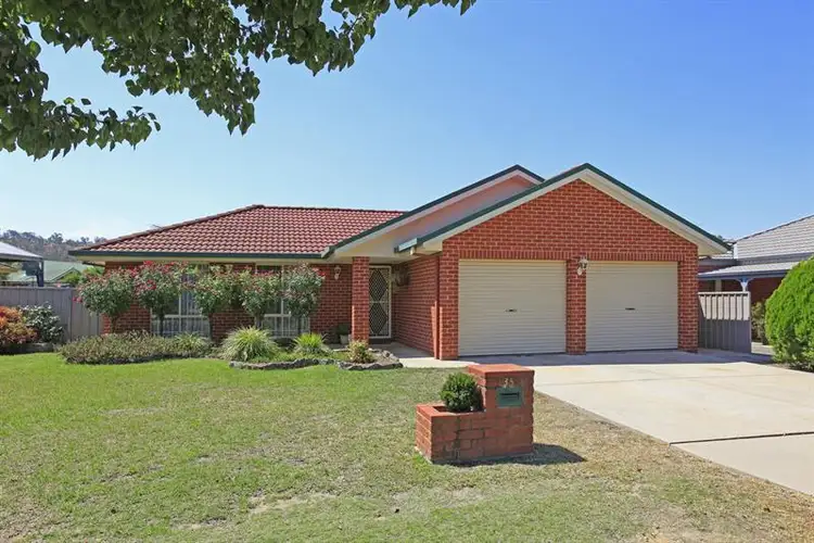 35 Hallam St, Glenroy NSW 2640
