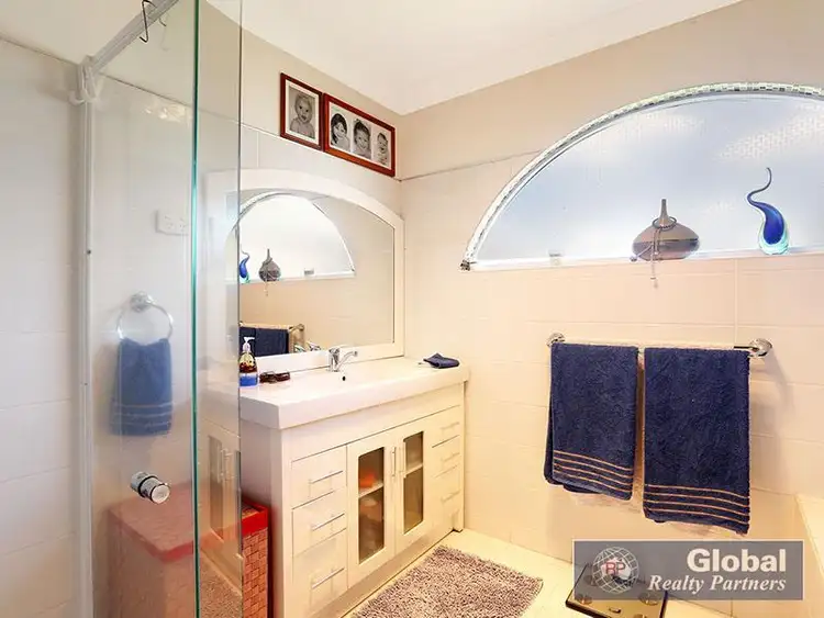 Fifth view of Homely house listing, 52 Appleton Ave, Weston NSW 2326