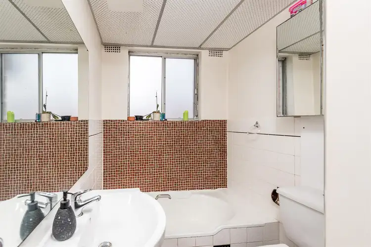Sixth view of Homely apartment listing, 9/146 Oberon Street, Coogee NSW 2034