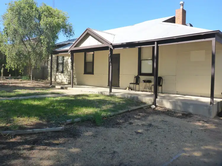 15 Kirby Street, Waikerie SA 5330