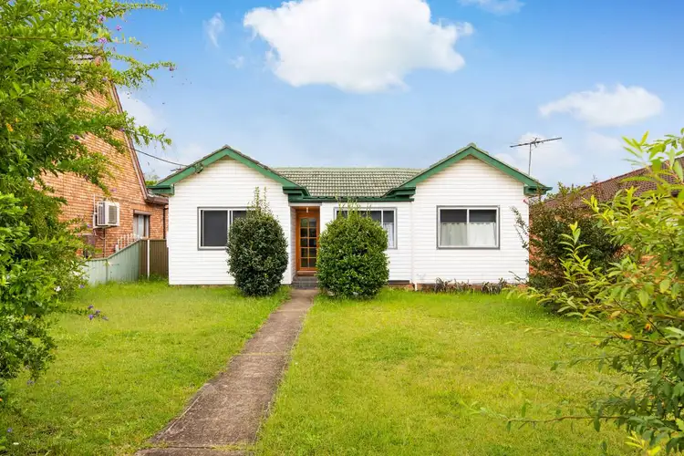 Main view of Homely house listing, 26 Parkland Avenue, Macquarie Fields NSW 2564