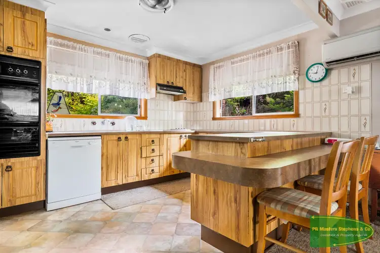 Fourth view of Homely house listing, 8 Hanover Crescent, Blayney NSW 2799