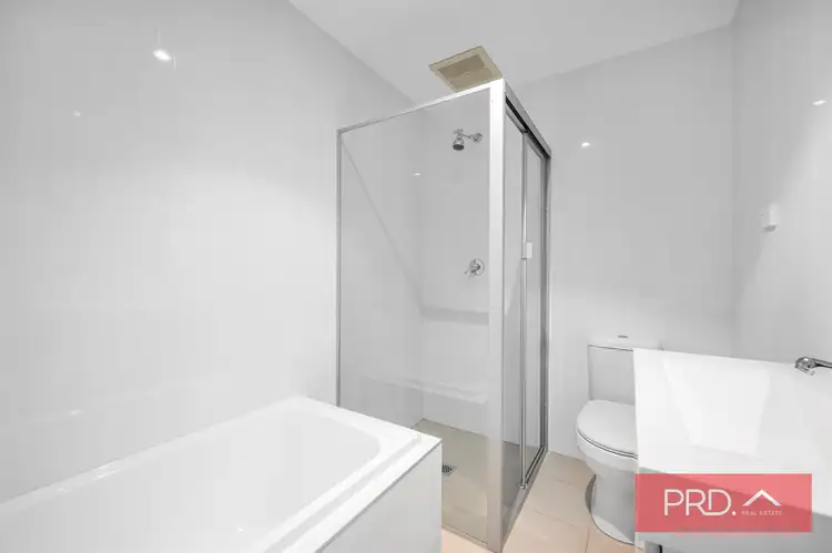 Seventh view of Homely apartment listing, 19/3-5 Browne Parade, Warwick Farm NSW 2170