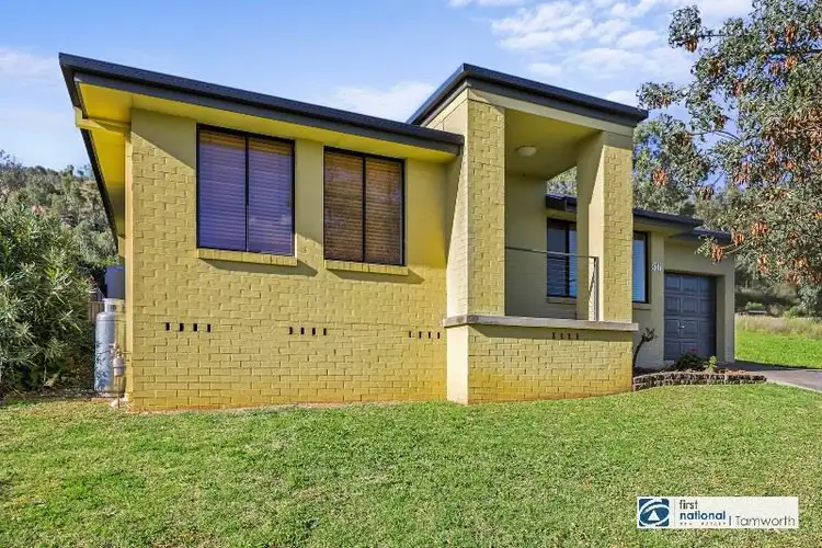 56 Valley Drive, Tamworth NSW 2340