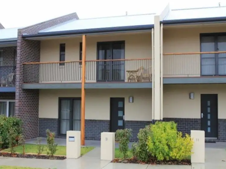 9 Boulevard Parade, Tamworth NSW 2340