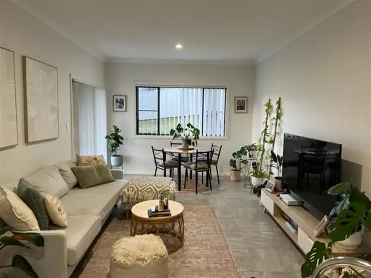Third view of Homely villa listing, 1/1 Borrowdale Close, Tamworth NSW 2340