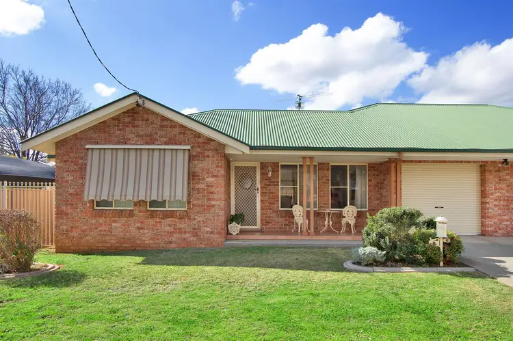 2 Griffin Avenue, Tamworth NSW 2340