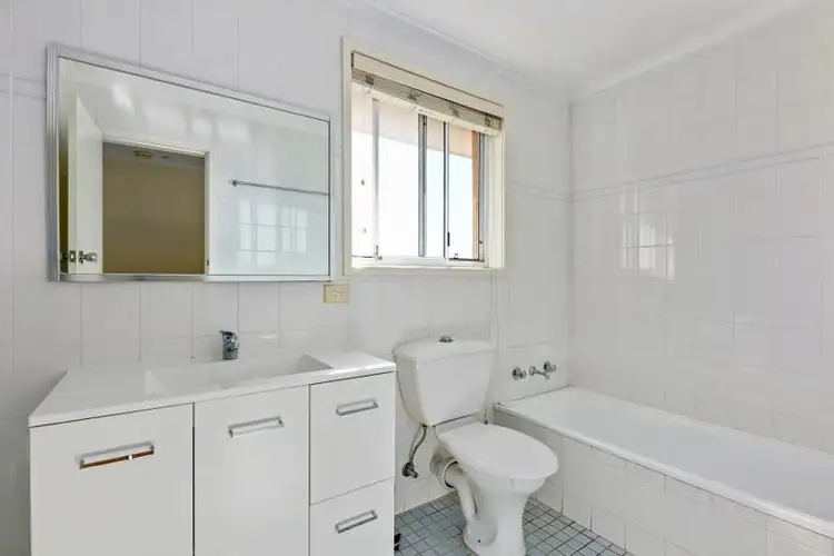 Seventh view of Homely townhouse listing, 1/73 Crown Street, Tamworth NSW 2340