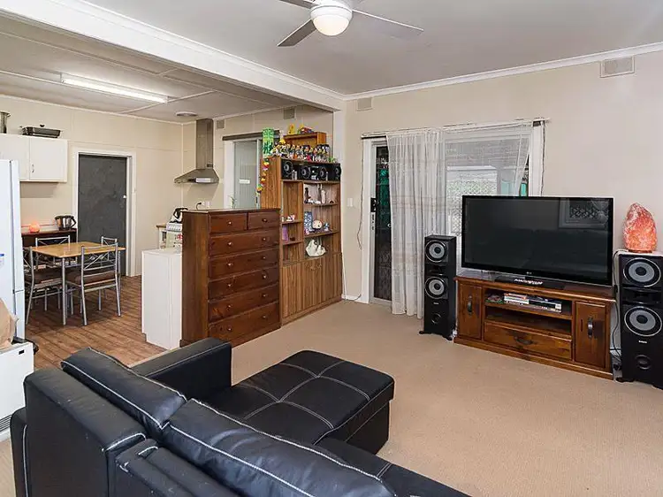 Second view of Homely house listing, 10 Garden Crescent, Murray Bridge SA 5253