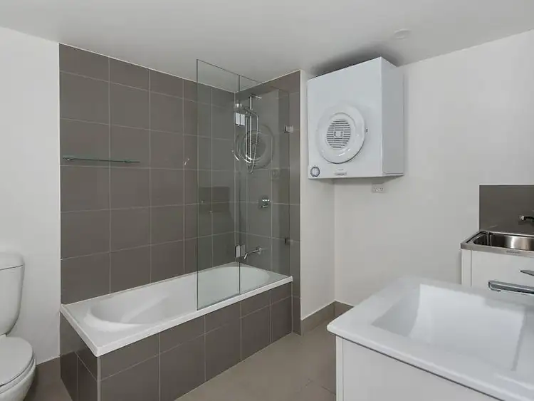 Fifth view of Homely apartment listing, 26/13 Norman Street, Wooloowin QLD 4030