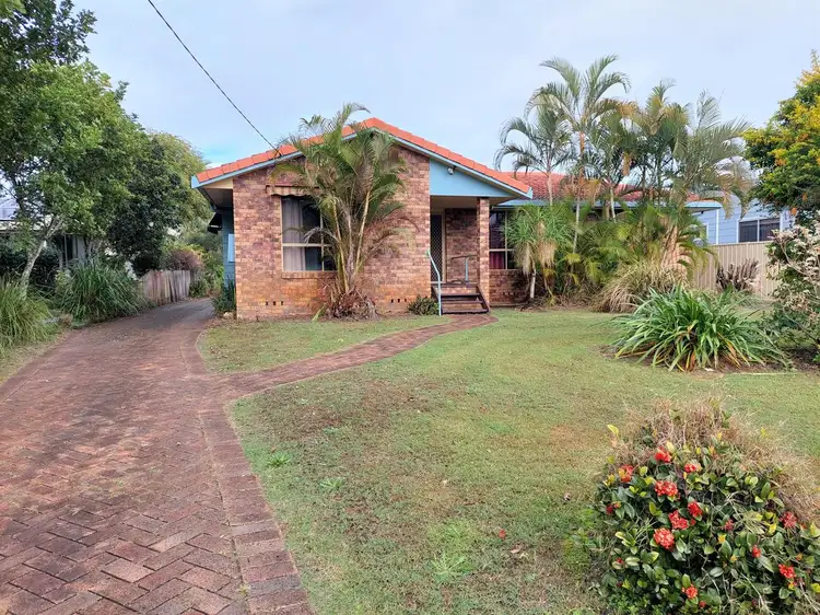 224 Yamba Road, Yamba NSW 2464