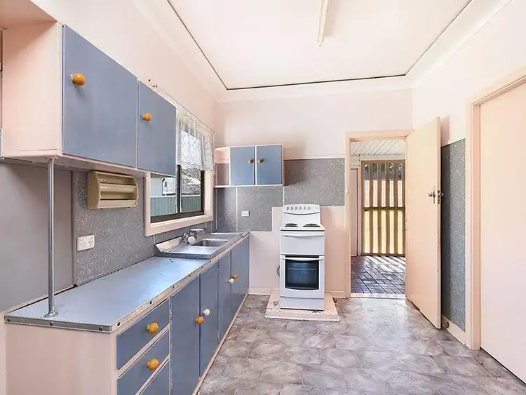 Fourth view of Homely house listing, 2 Margaret Street, Belmont North NSW 2280