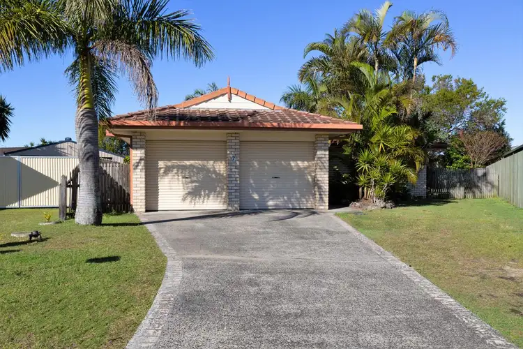 7 Plover Close, Yamba NSW 2464