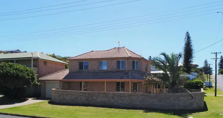 15 Ager Street, Yamba NSW 2464