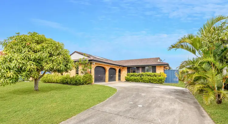 3 Binnacle Court, Yamba NSW 2464