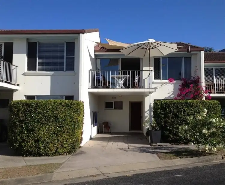 Main view of Homely unit listing, 2/3 Pilot Street, Yamba NSW 2464