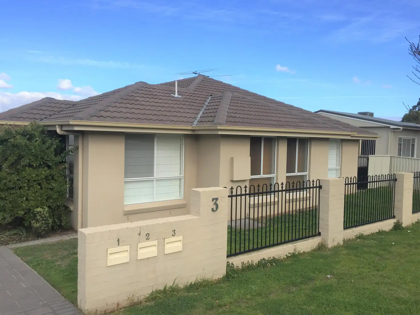 Main view of Homely unit listing, 1/3B Patterson Street, Tamworth NSW 2340