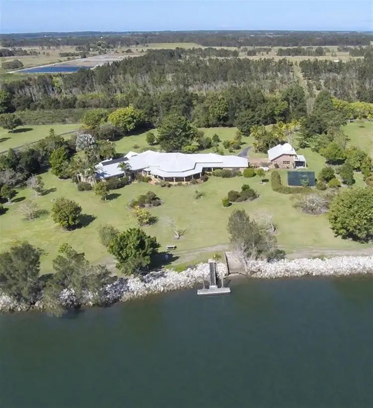 74 Mcconnells Lane, Palmers Island NSW 2463