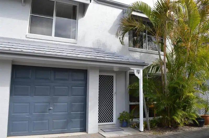 Main view of Homely unit listing, 4/27 Beach Street, Yamba NSW 2464
