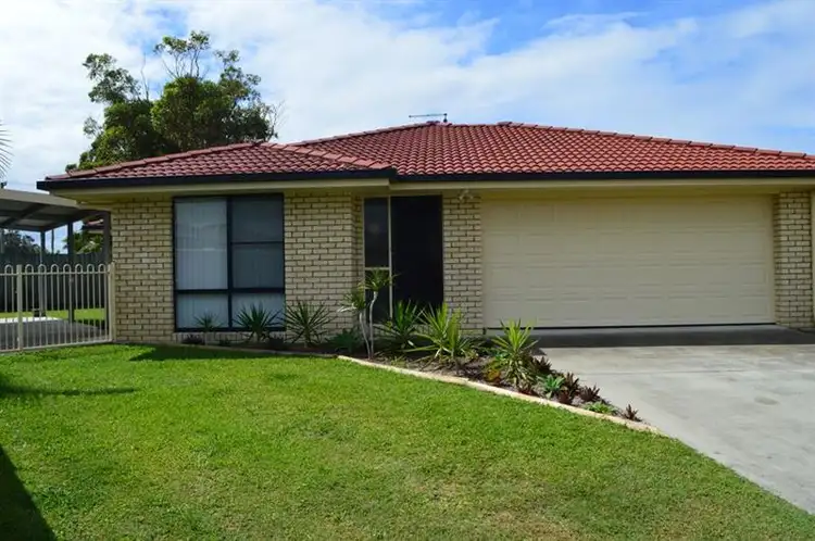 6 Investigators Place, Yamba NSW 2464