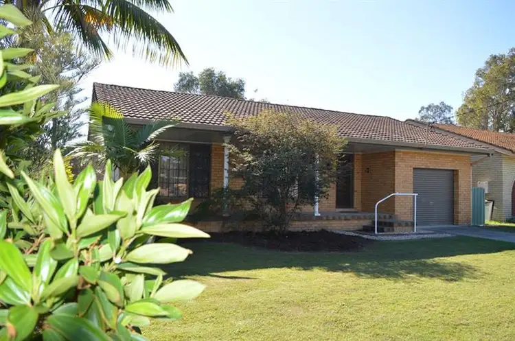 107 Yamba Road, Yamba NSW 2464