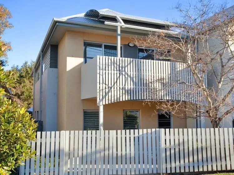 1/2 Gardner Street, Dudley NSW 2290