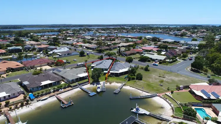 1 Nabilla Court, Yamba NSW 2464