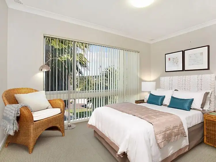 Fourth view of Homely house listing, 2 Calverton Crescent, Belmont North NSW 2280