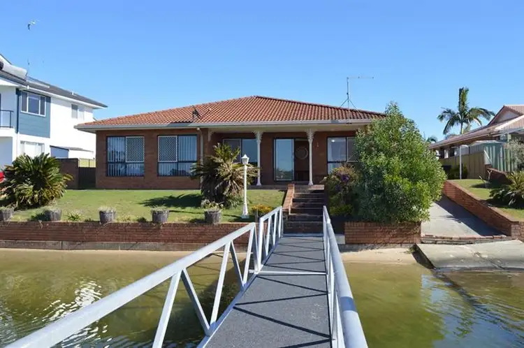 14 Acacia Circuit, Yamba NSW 2464