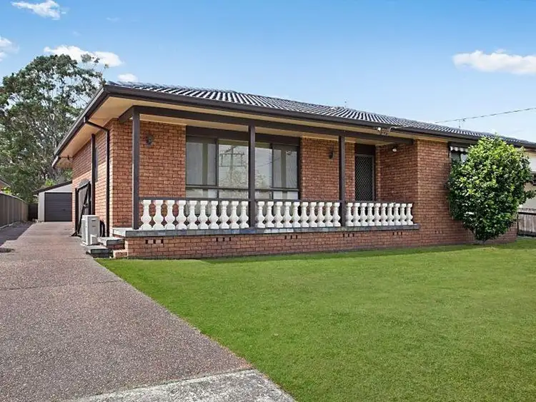13 Harrison Street, Belmont North NSW 2280