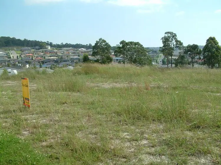 L 1079 30 Cleveland Street, Cameron Park NSW 2285