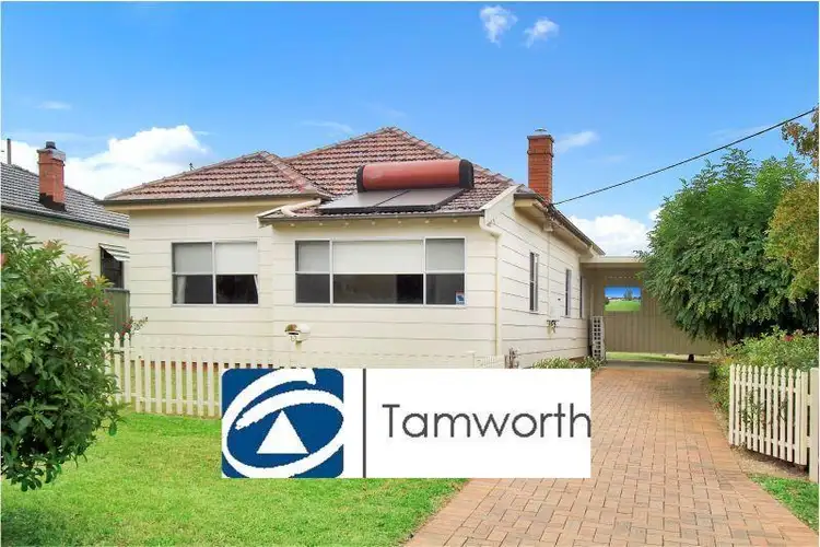 13 Upper Street, Tamworth NSW 2340