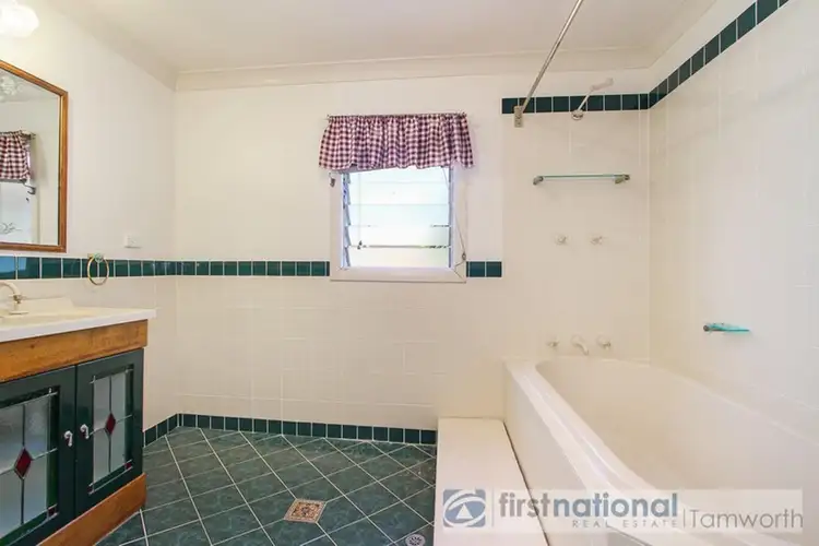 Fifth view of Homely house listing, 32 OConnell Street, North Tamworth NSW 2340
