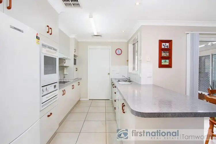 Third view of Homely house listing, 31 Banjos Circuit, Hillvue NSW 2340