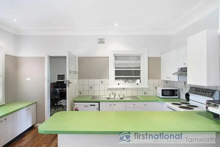 Sixth view of Homely house listing, 4 Begonia Street, South Tamworth NSW 2340