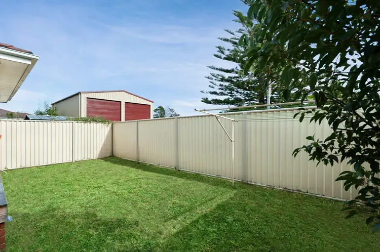 Sixth view of Homely villa listing, 10/28 Emily Street, Marks Point NSW 2280