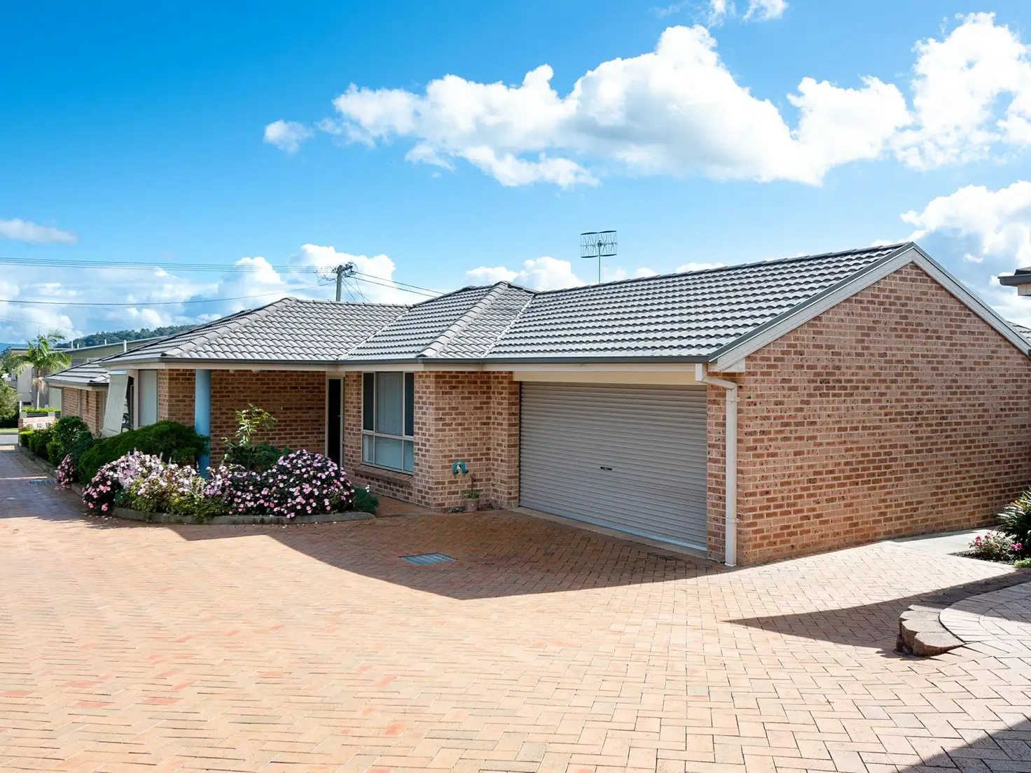 Main view of Homely villa listing, 2/16 Starling Street, Warners Bay NSW 2282