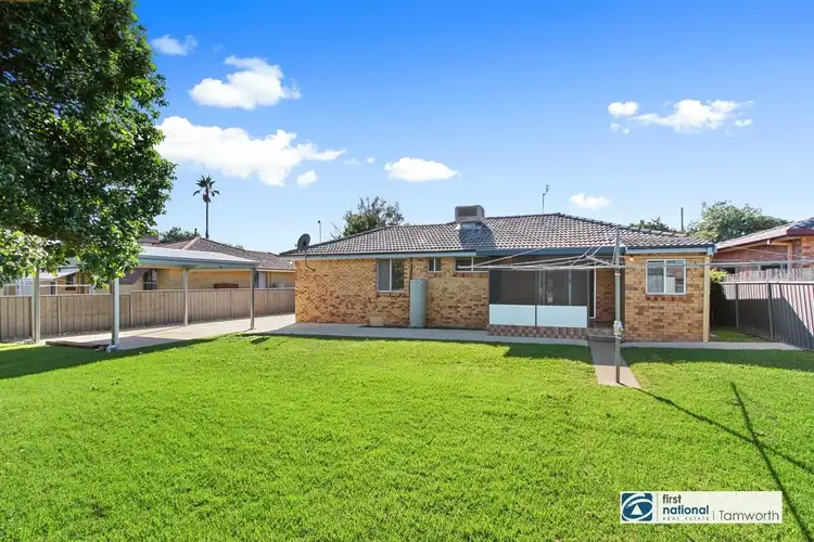 Second view of Homely house listing, 29 Waree Drive, Hillvue NSW 2340