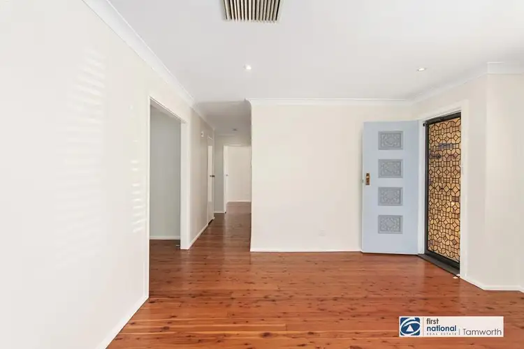 Fourth view of Homely house listing, 29 Waree Drive, Hillvue NSW 2340