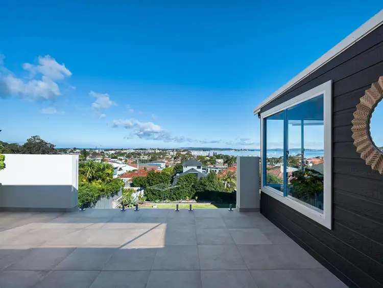 23 Vista Parade, Belmont NSW 2280