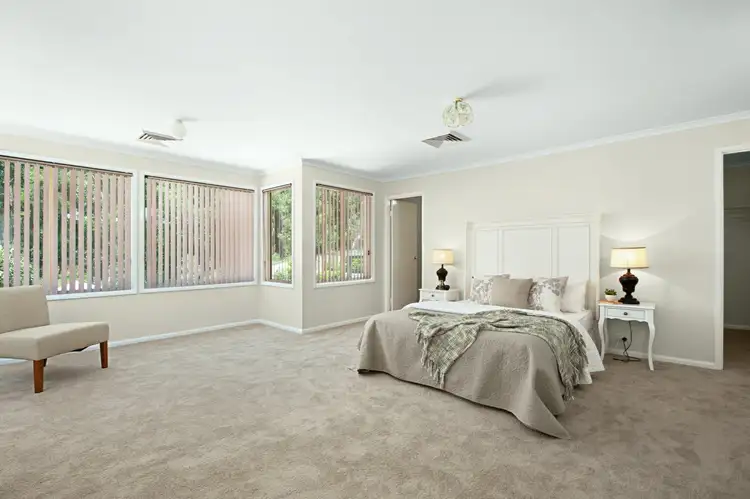 Second view of Homely house listing, 5 Chevron Close, Floraville NSW 2280