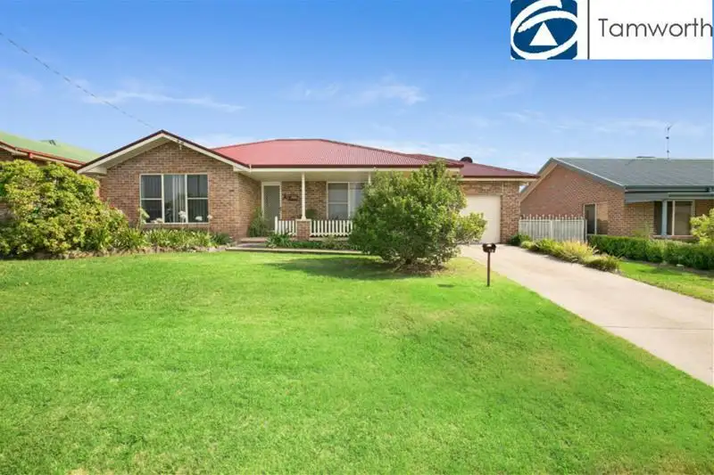 Main view of Homely house listing, 19 Leonora Crescent, Kootingal NSW 2352