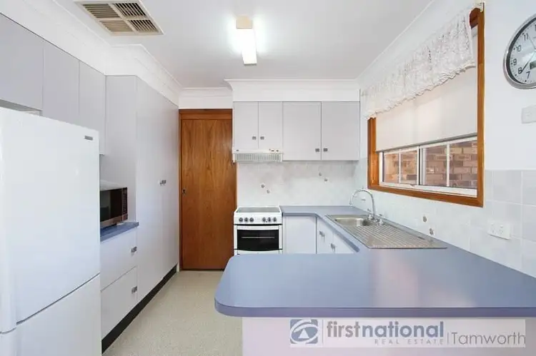 Fifth view of Homely unit listing, 2/5 COWPER Close, North Tamworth NSW 2340