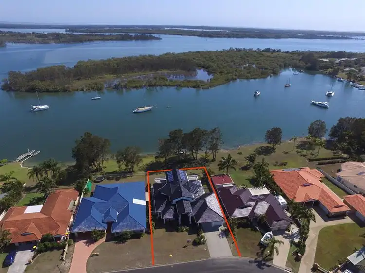 26 Palm Terrace, Yamba NSW 2464