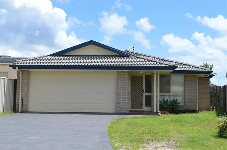 73 Park  Avenue, Yamba NSW 2464