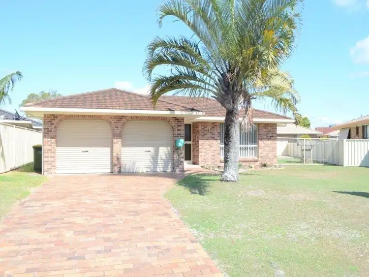 Second view of Homely house listing, 5 Hakea Avenue, Yamba NSW 2464