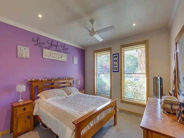 Sixth view of Homely house listing, 8 Teresa Close, Floraville NSW 2280
